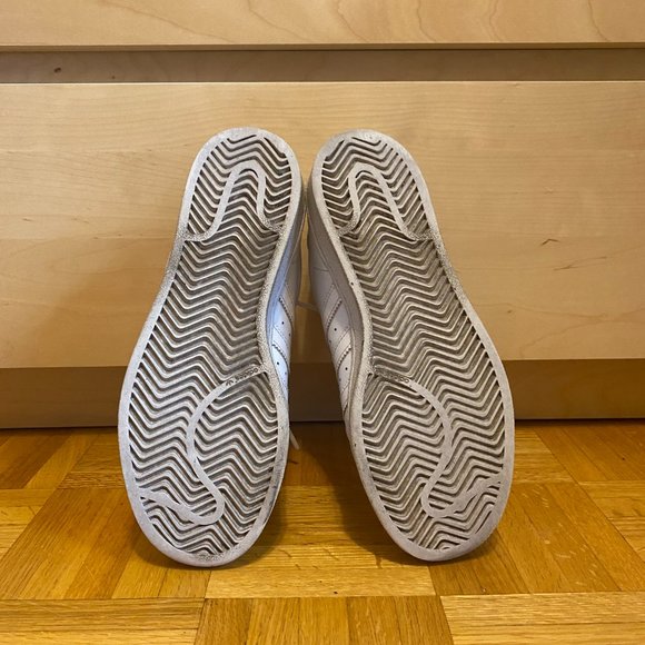ADIDAS ORIGINALS WHITE SUPERSTAR SNEAKERS 6 - Picture 6 of 6